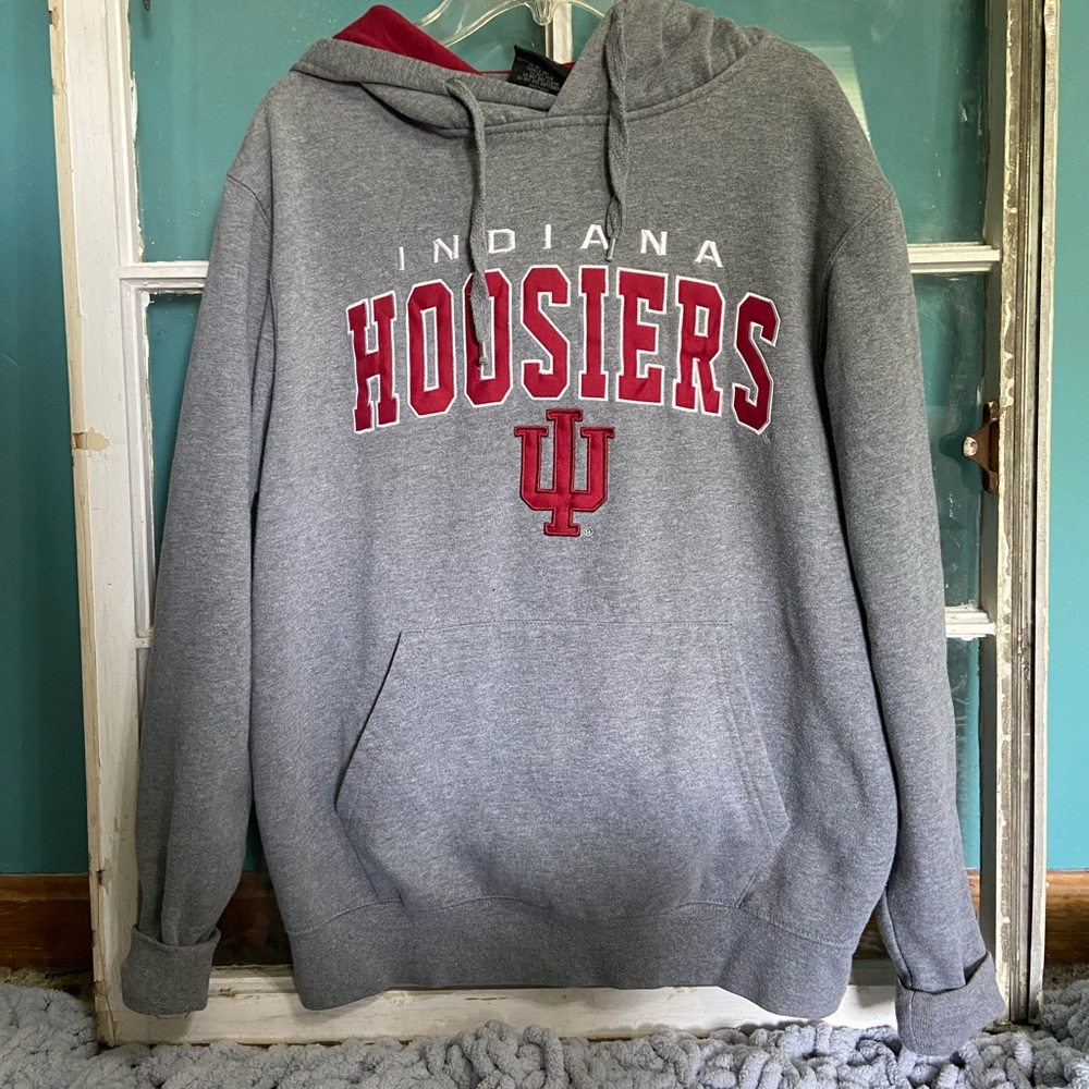 IU sweatshirt